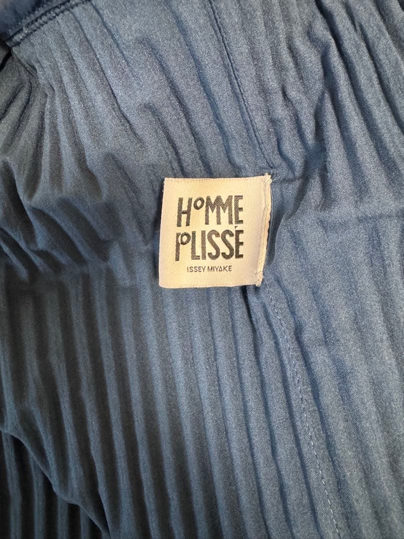 HOMME PLISSÉ ISSEY MIYAKE ネイビージャケット