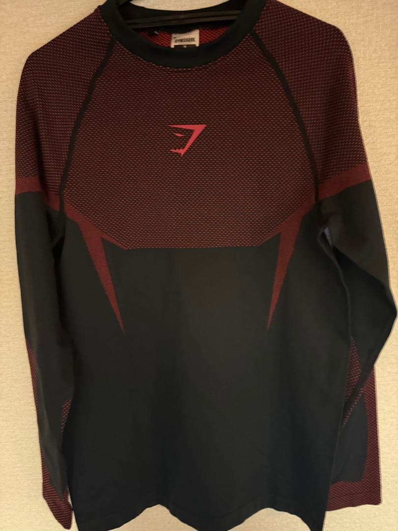  onyx v5 Red long-sleeve M 1点のみ