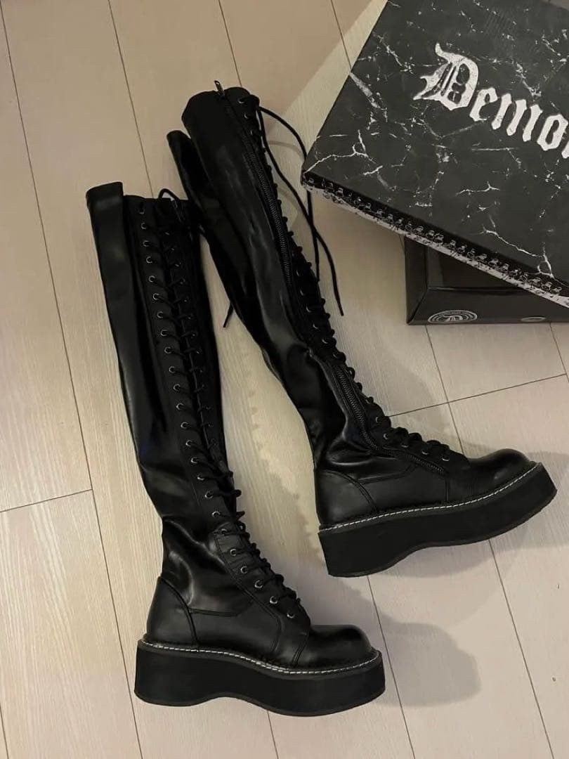 Demonia ニーハイブーツ　Blk Str Vegan Leather