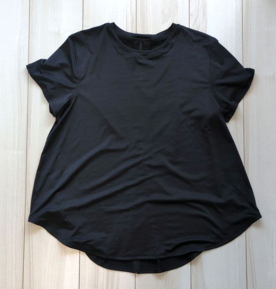 ルルレモン　lululemon　半袖Tシャツ　トレーニング　スプリットバック　М