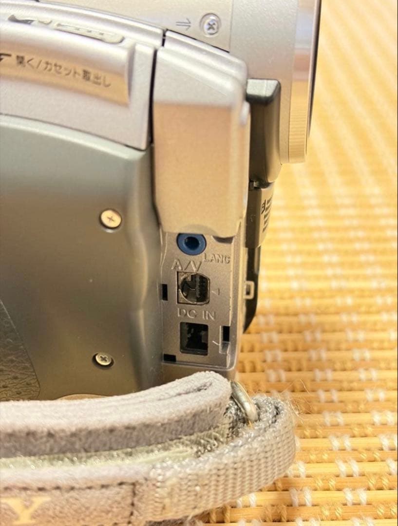 ジャンク品　miniDV対応　SONY　HANDYCAM　DCR-HC90