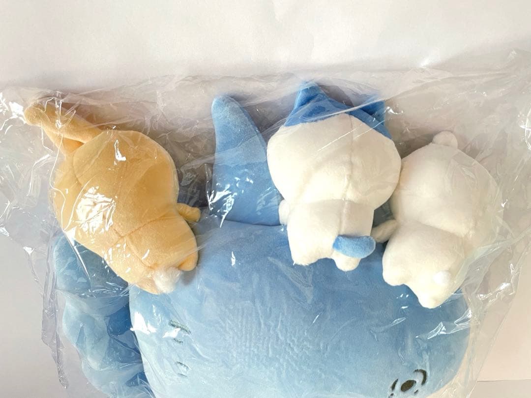 ちいかわ マンボウでおでかけクッション ぬいぐるみ マスコット マンボウ