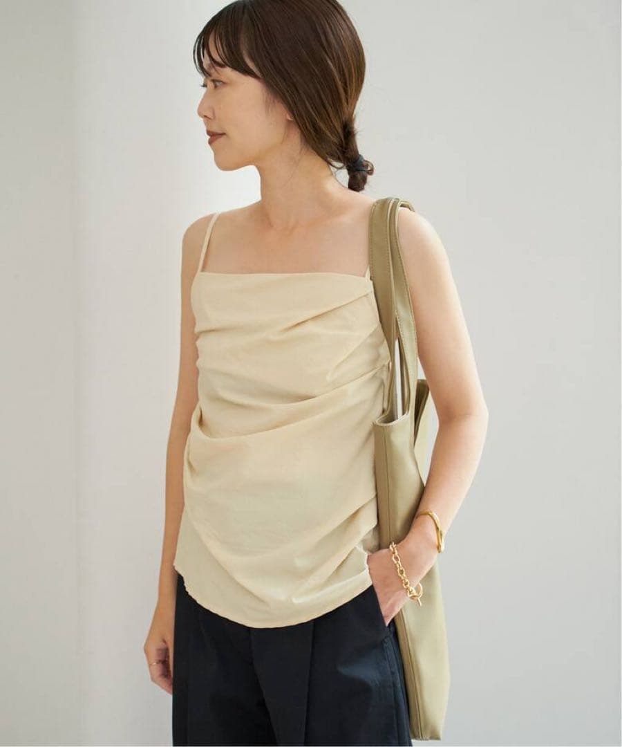 le / ル DRAPE SLEEVELESS トップス