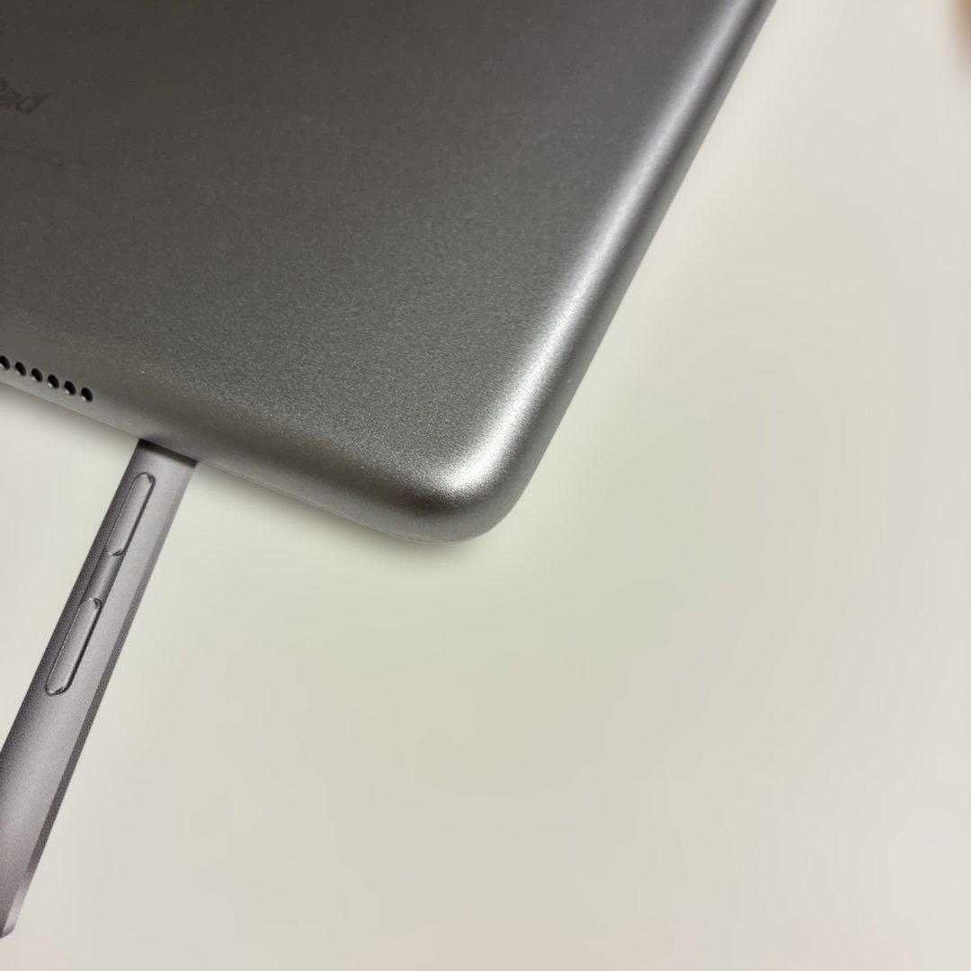 Apple iPad スペースグレー 本体 128GB