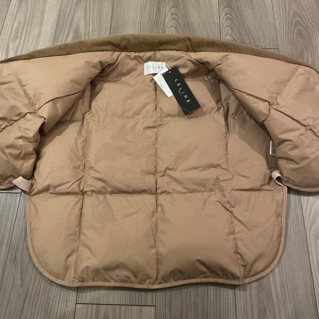 新品未使用　CELINE セリーヌ 羽毛ダウンポンチョ　パジャマ　部屋着　肩当て