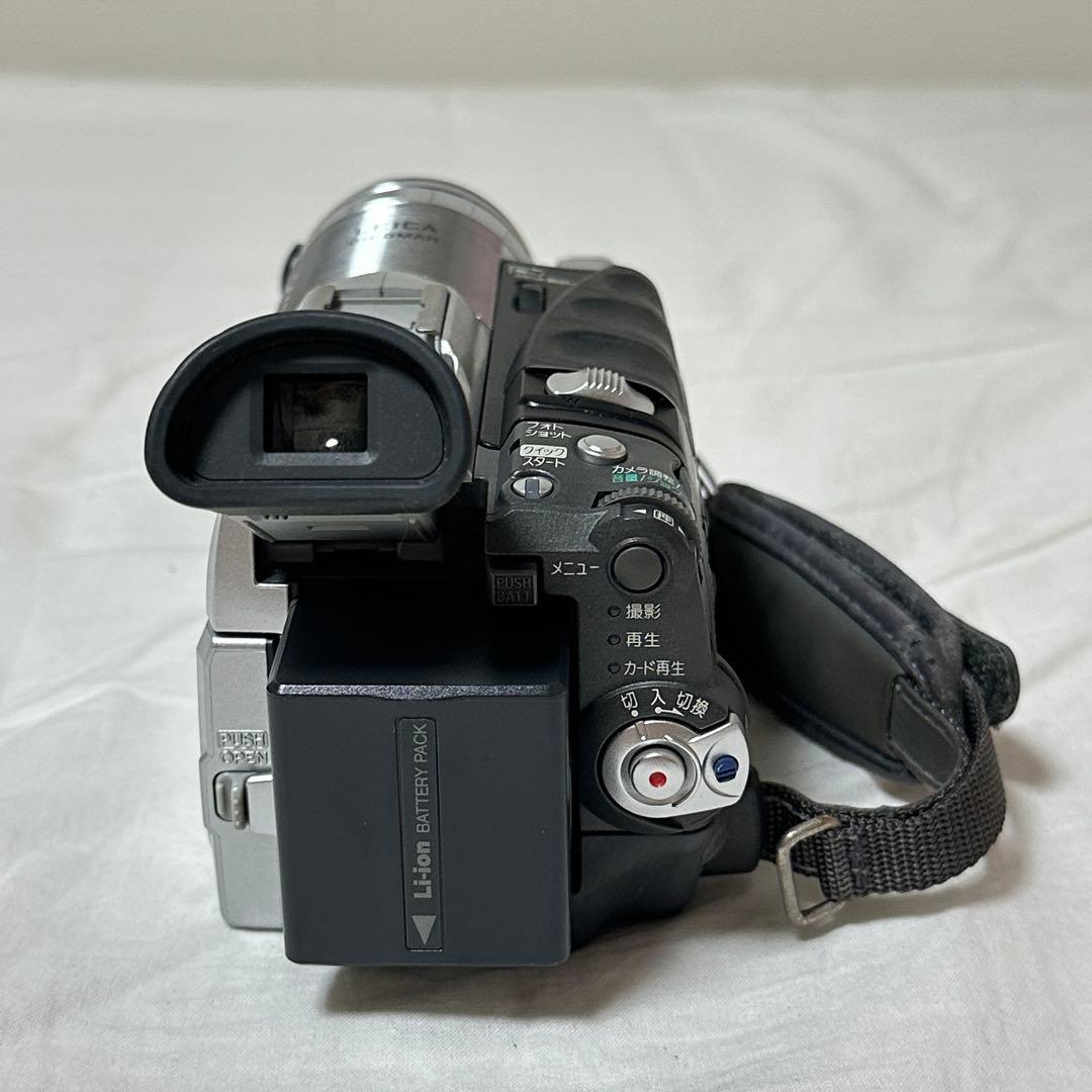 《Panasonic》 NV-GS70K-S デジタルビデオカメラ シルバー