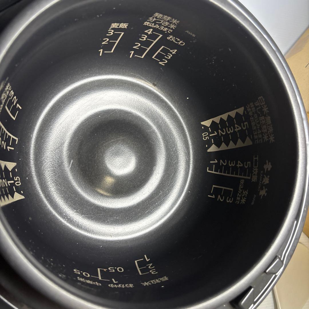 【美品✨】三菱炊飯器 本炭釜 5.5合 NJ-AWB10-B ’21年製