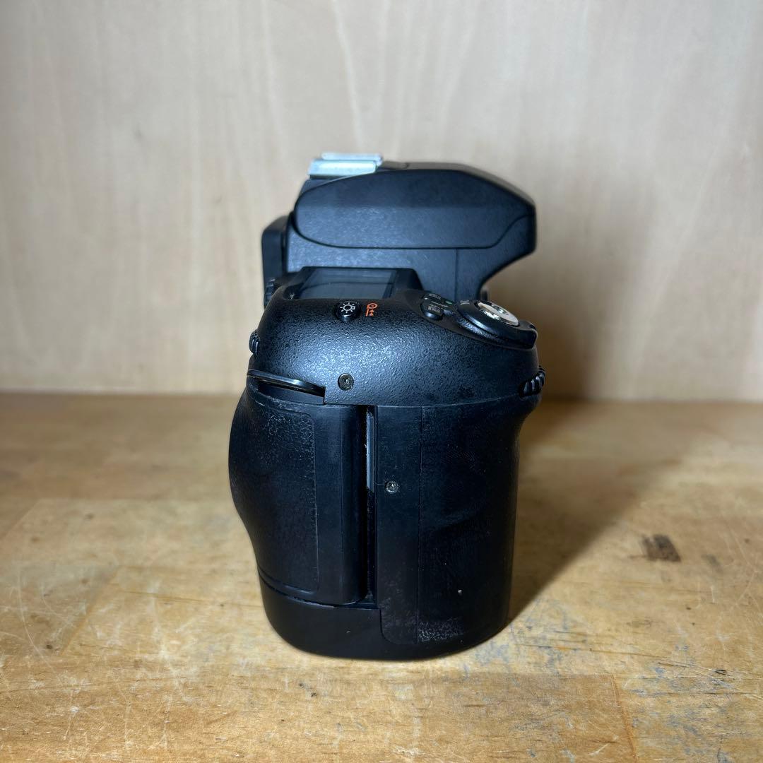 Nikon F80 ボディー完動極美品