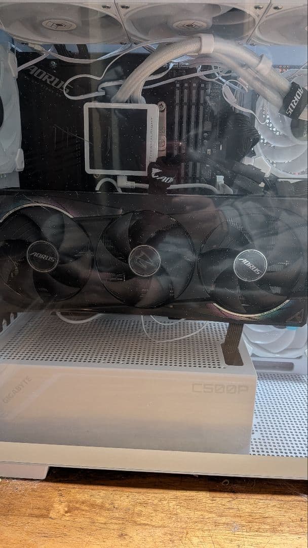 グラフィックボード・グラボ・ビデオカード GeForce RTX5070 AORUS MASTER 12GB