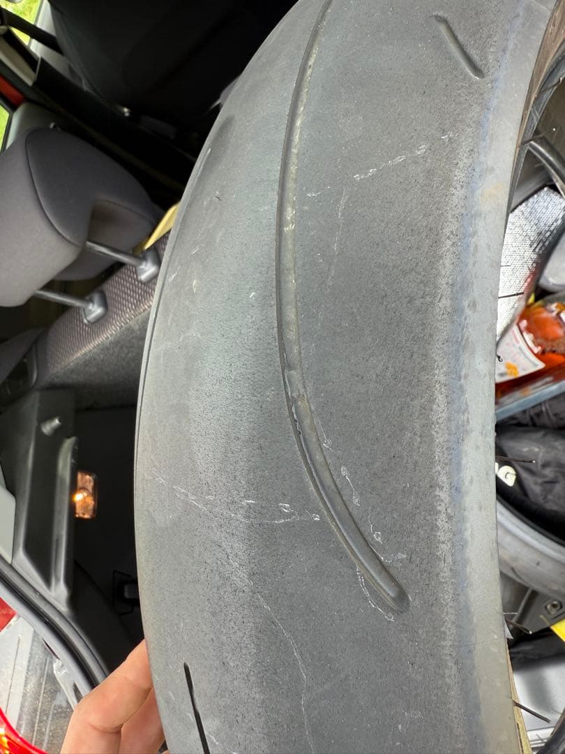 タイヤ・ホイール Q5S 110/70 R17 150/60 R17