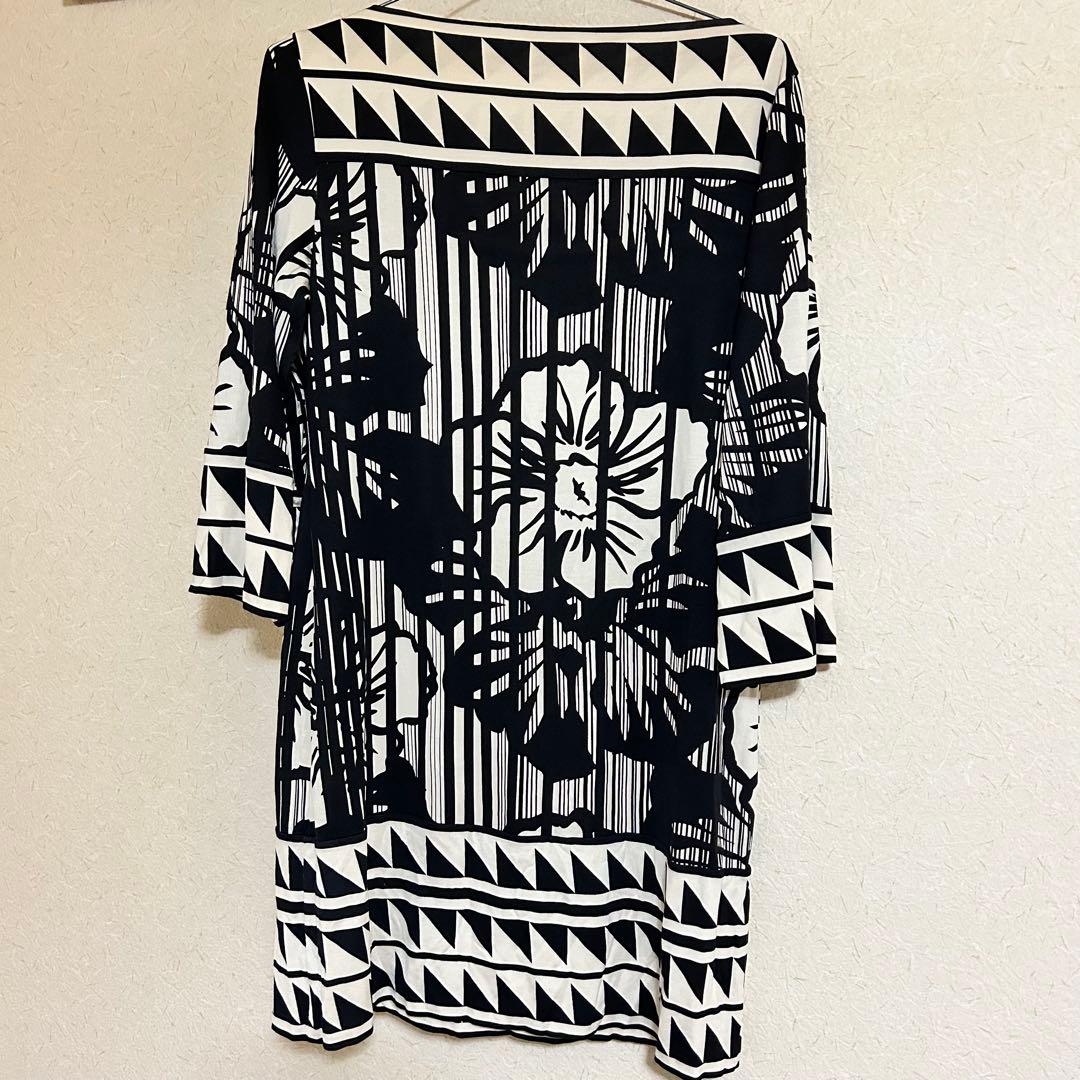 DIANE von FURSTENBERG シルク100% 花柄 膝丈ワンピース