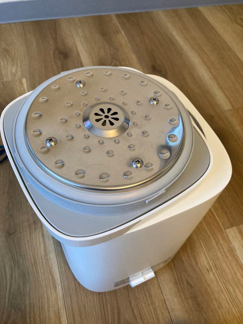 2025年製　美品　YAMAZEN 置き型加湿器 ホワイト