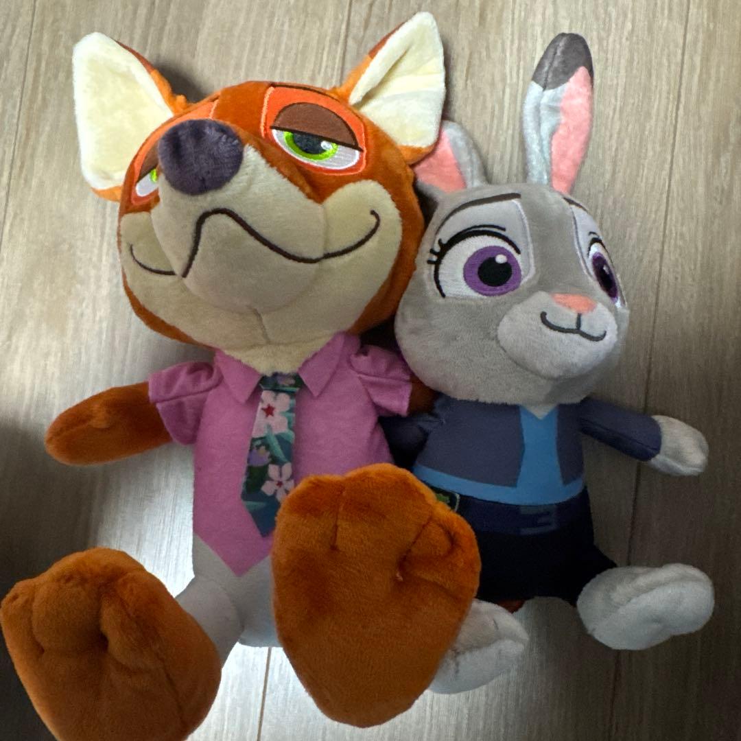 ズートピア2 ニック ジュディ スーパーラージ　ぬいぐるみ　おまけ付き
