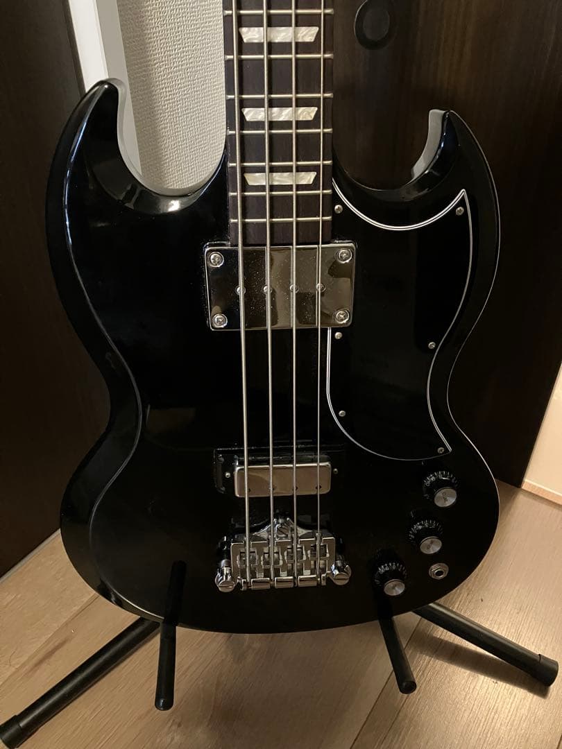 えむえむGibson SG Bass standard (ケース付き)