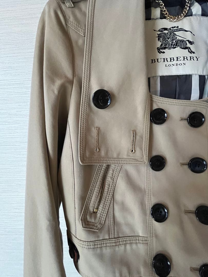 [美品]Burberryバーバリーショート丈トレンチコート