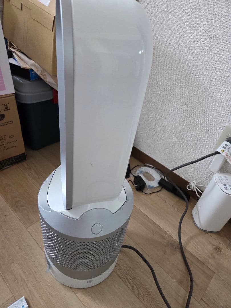 ダイソン 空気清浄機能付ファンヒーター HP03