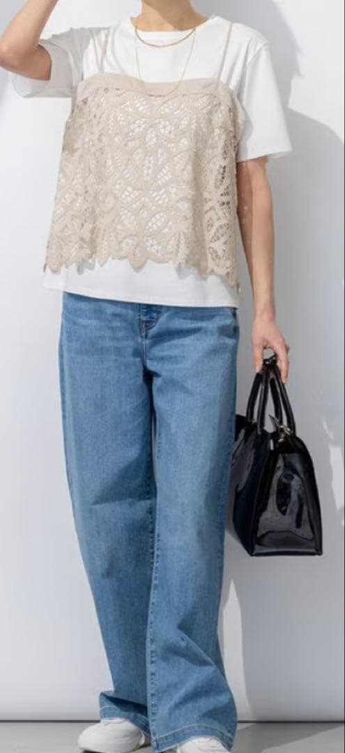 23区⭐︎新品⭐︎今季レースキャミ付きカットソー