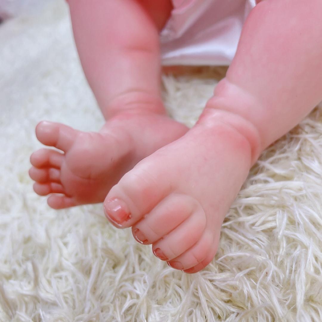 女の子♡リボーンドール 赤ちゃん人形 48cm 新生児 洋服付き 睡眠 リアル