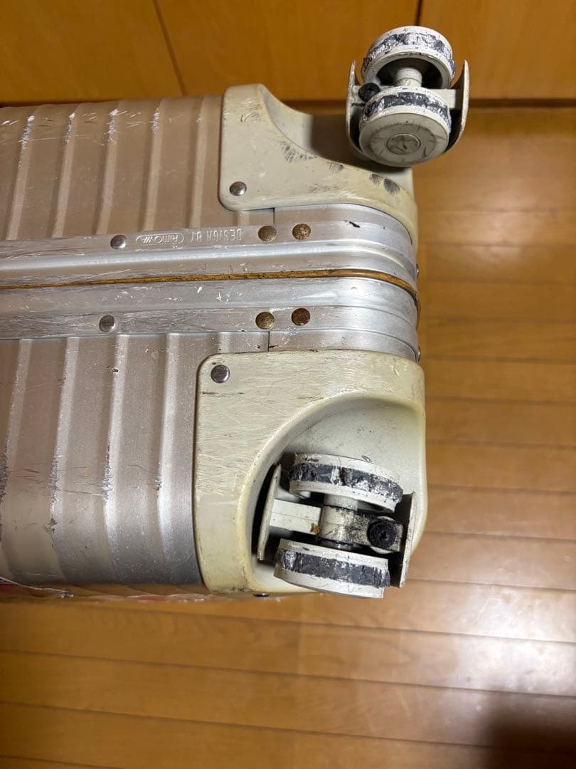 リモワキャリーケース