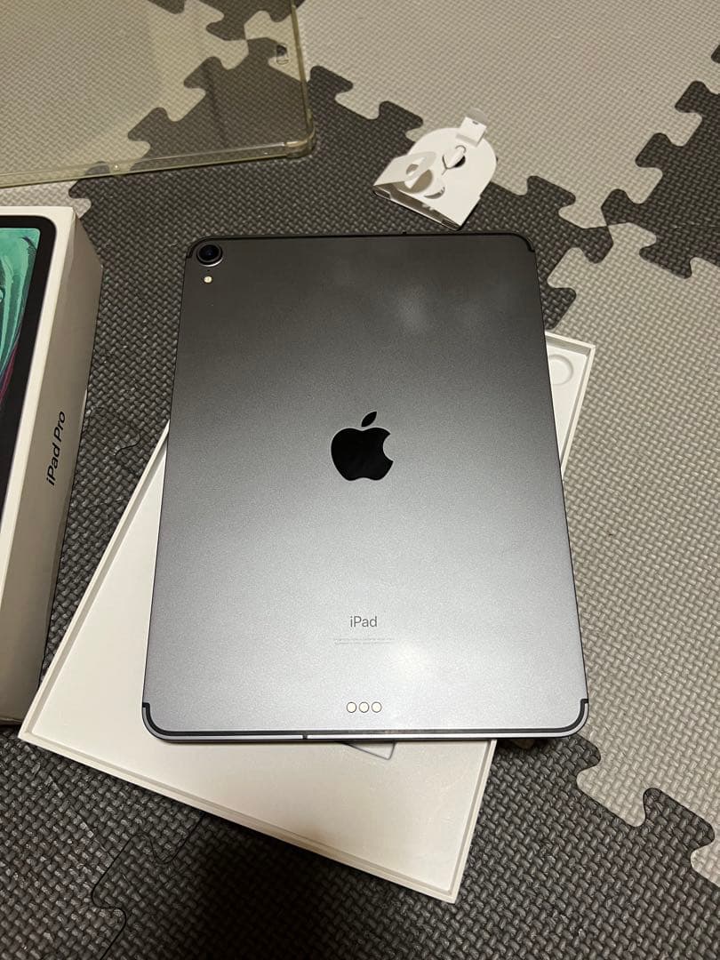 iPad Pro (11インチ) Wi-Fi + Cellular 64GB