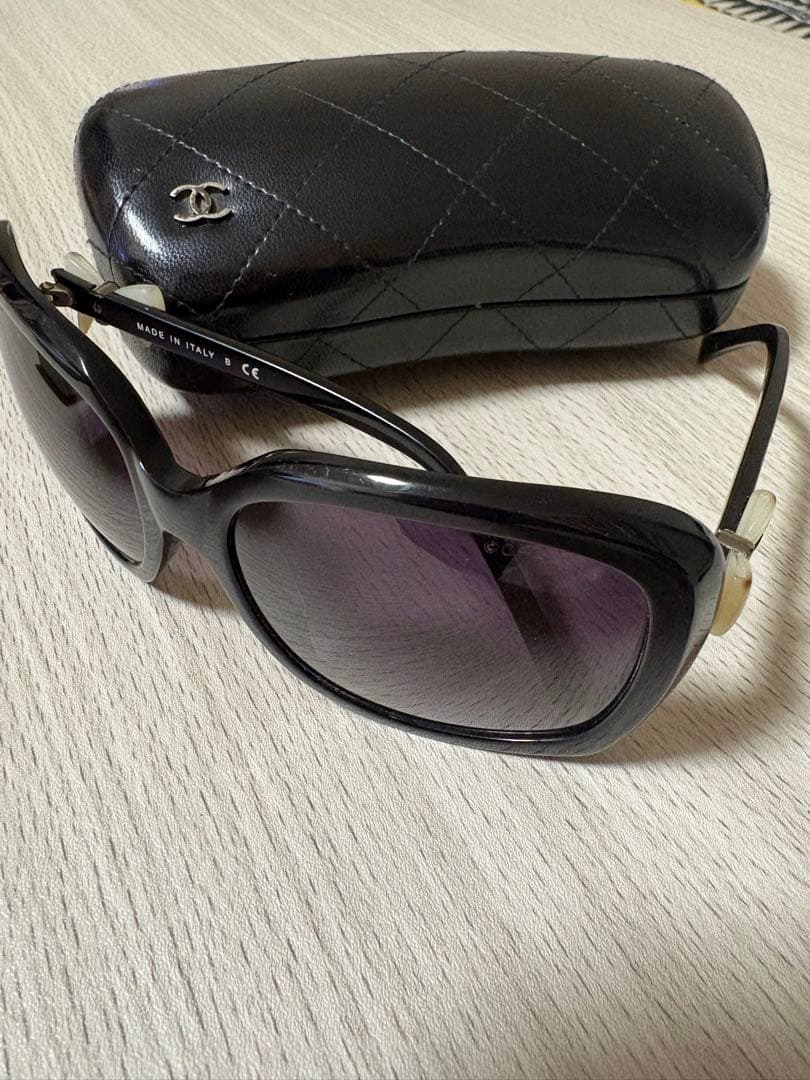 CHANEL リボン サングラス