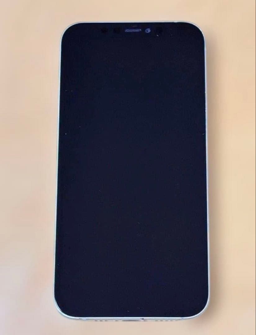 iPhone12本体 2台セット　付属品あり