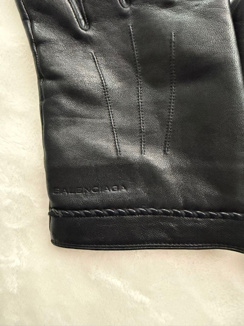 翠*雨様 BALENCIAGA レザーグローブ