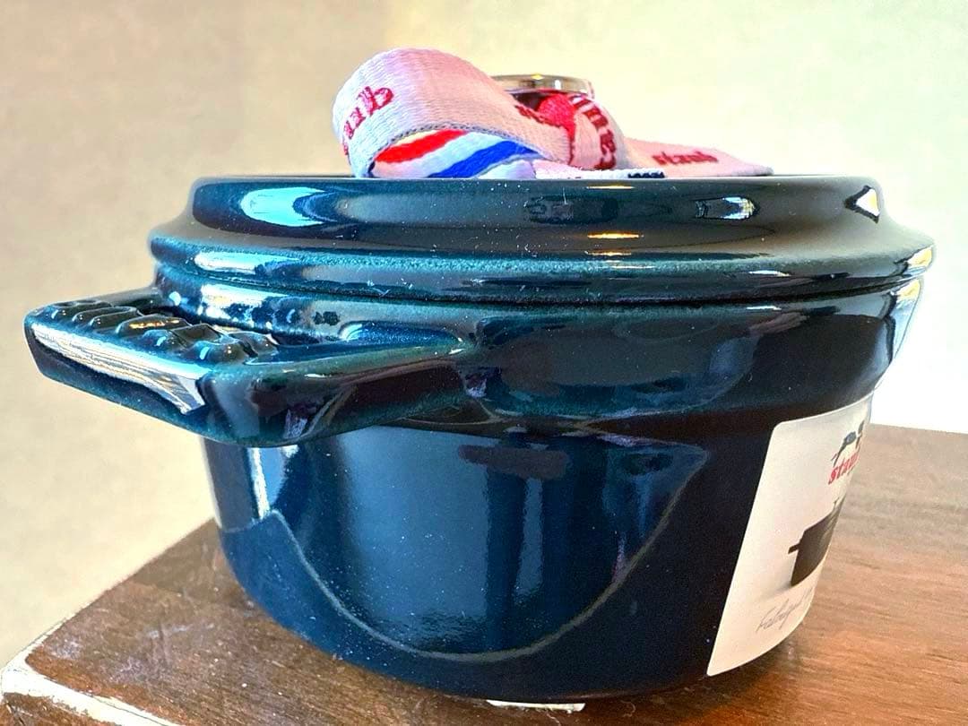 お値下げ！ストウブＳＴＡＵＢ限定色ラメール正規ココットラウンド１０ｃｍ新品保証付