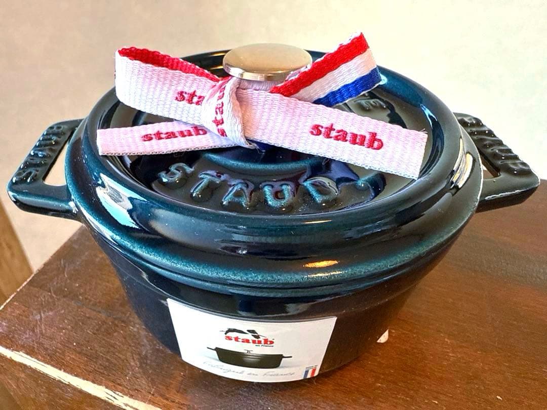 お値下げ！ストウブＳＴＡＵＢ限定色ラメール正規ココットラウンド１０ｃｍ新品保証付