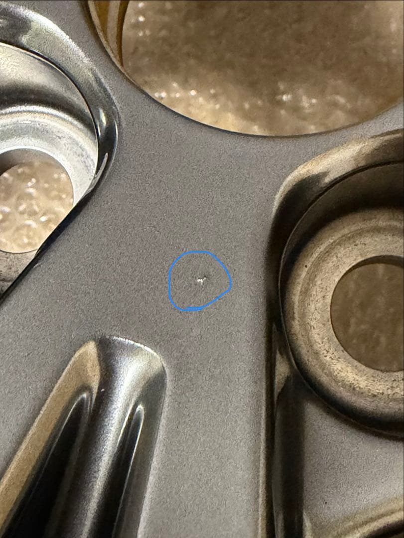 もっち　RAV4 後期純正18インチホイール　1本　①