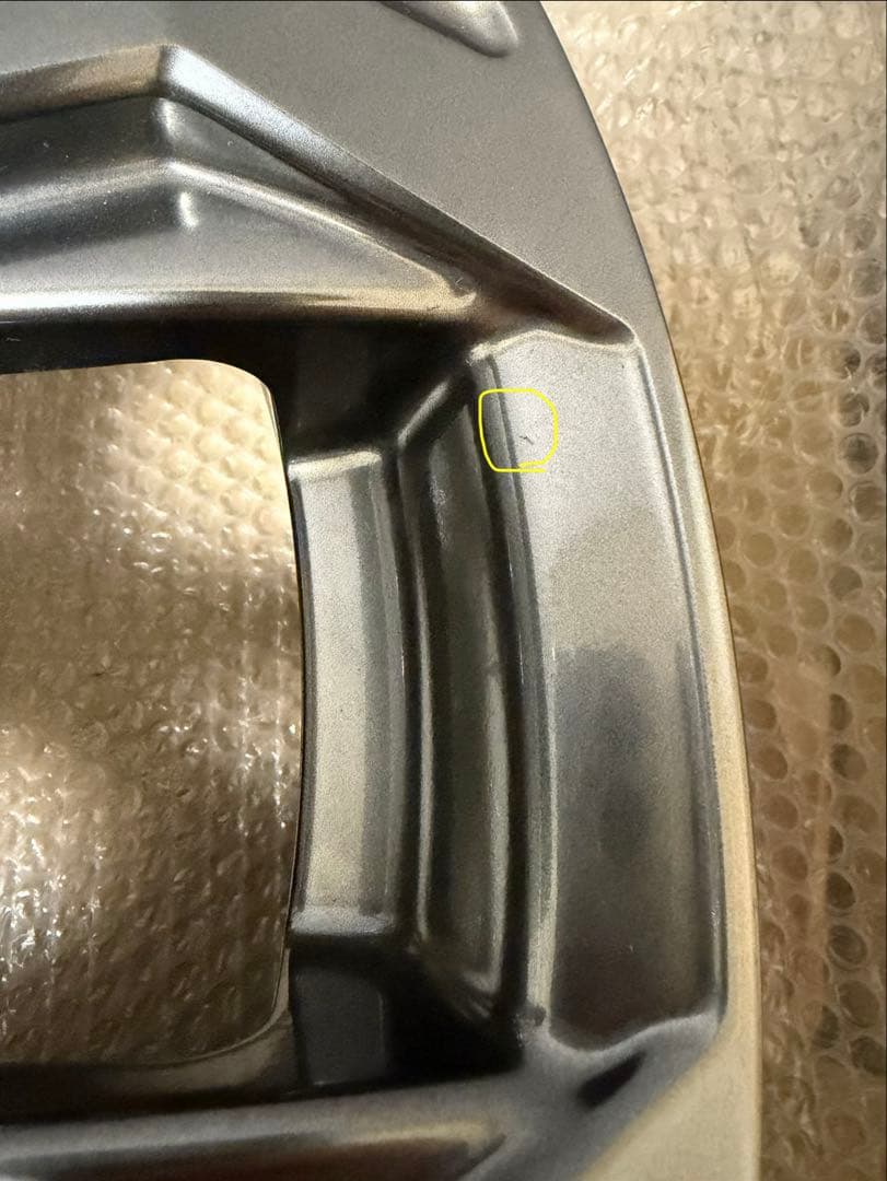 もっち　RAV4 後期純正18インチホイール　1本　①