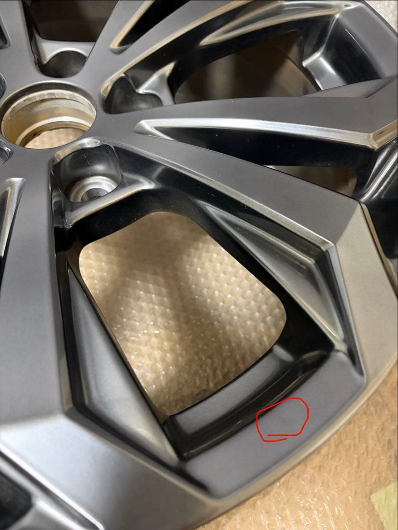 もっち　RAV4 後期純正18インチホイール　1本　①