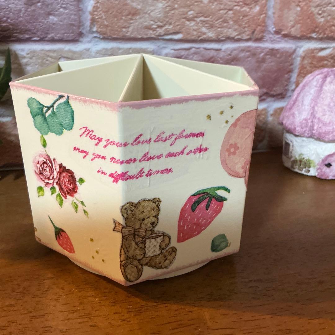 デコパージュ　ハンドメイド　回転式ペン立て　クマちゃん　うさぎちゃん