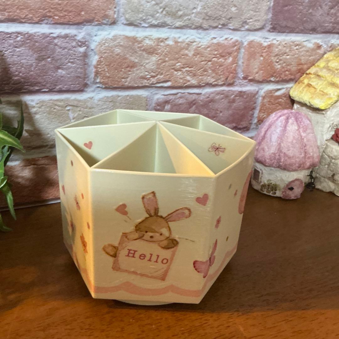 デコパージュ　ハンドメイド　回転式ペン立て　クマちゃん　うさぎちゃん