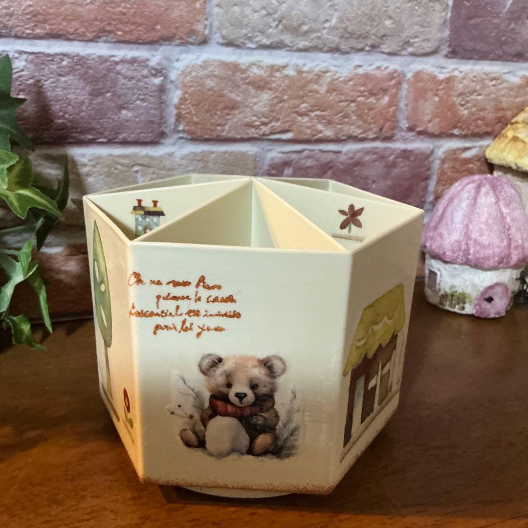 デコパージュ　ハンドメイド　回転式ペン立て　クマちゃん　うさぎちゃん