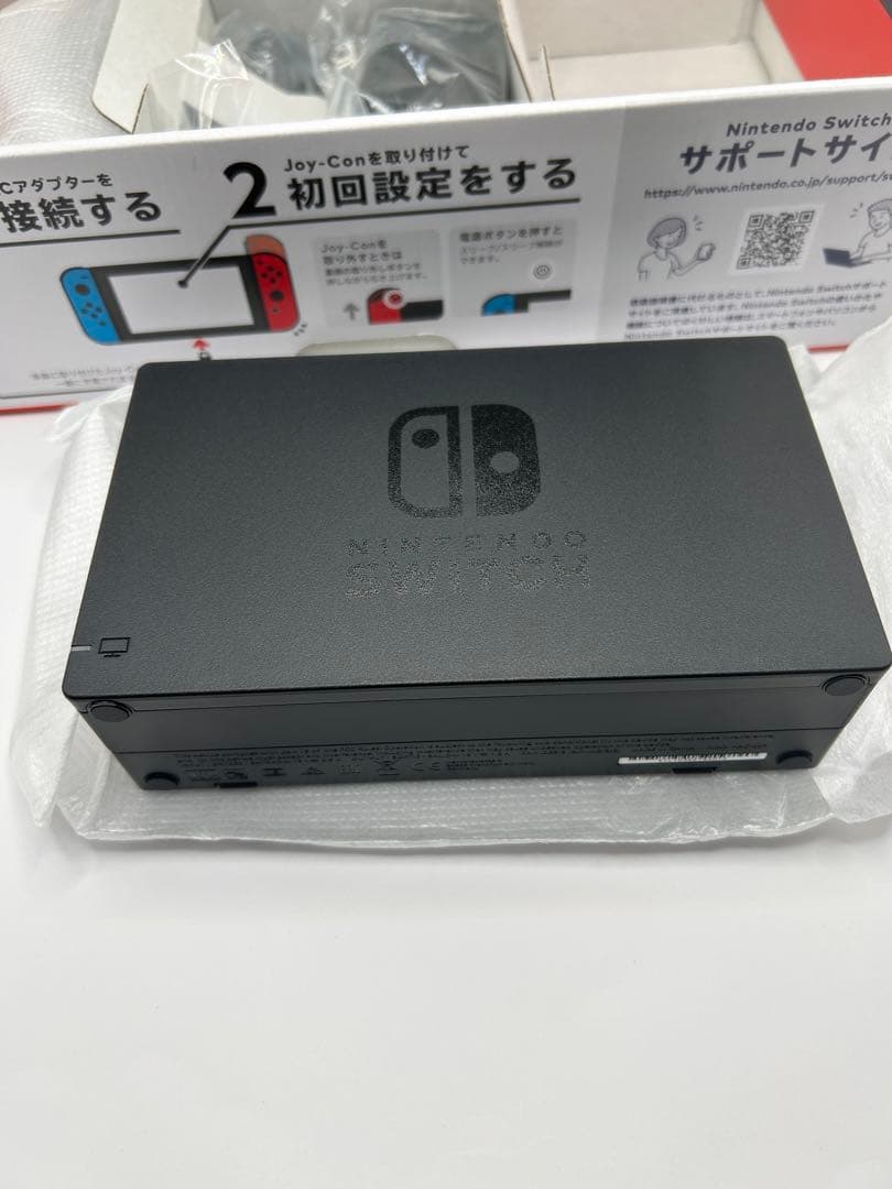 Nintendo Switch 本体 Joy-Conネオンブルー/ネオンレッド