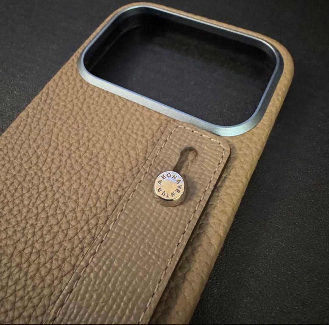 【極美品】iPhone17Pro BONAVENTURA iPhoneケース
