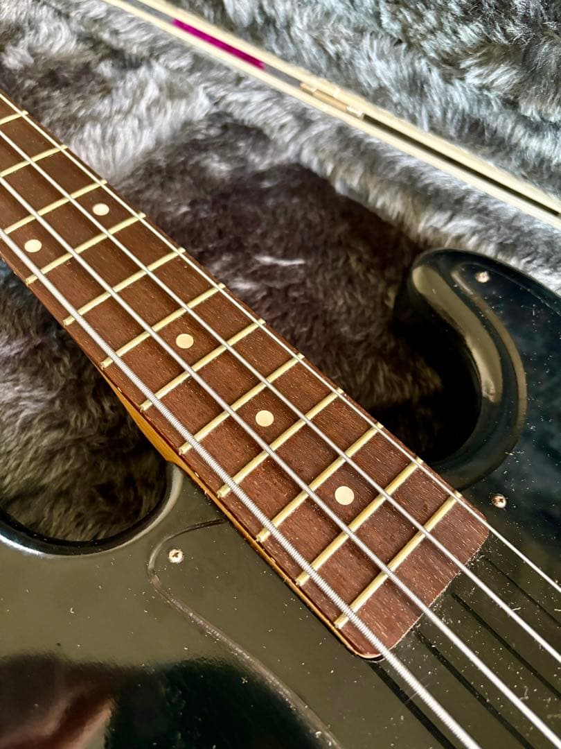 ビンテージ日本製ベース プレベ HALLY 70'S とりあえずは普通に弾けます