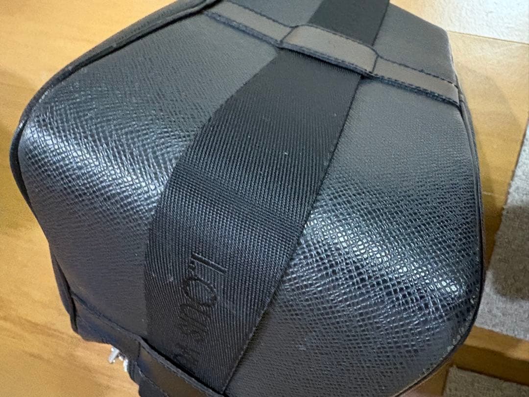VUITTON タイガ リポーター