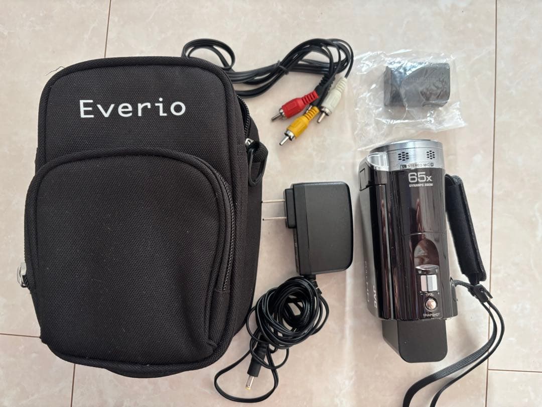 JVC Everio ビデオカメラ 本体 65倍ズーム