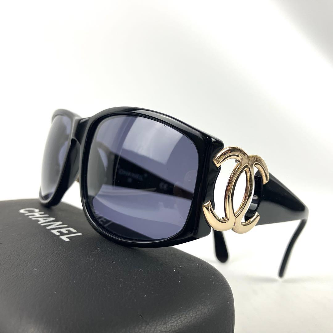 CHANEL シャネル　サングラス　ココマーク　ロゴ　セルフレーム　ブラック