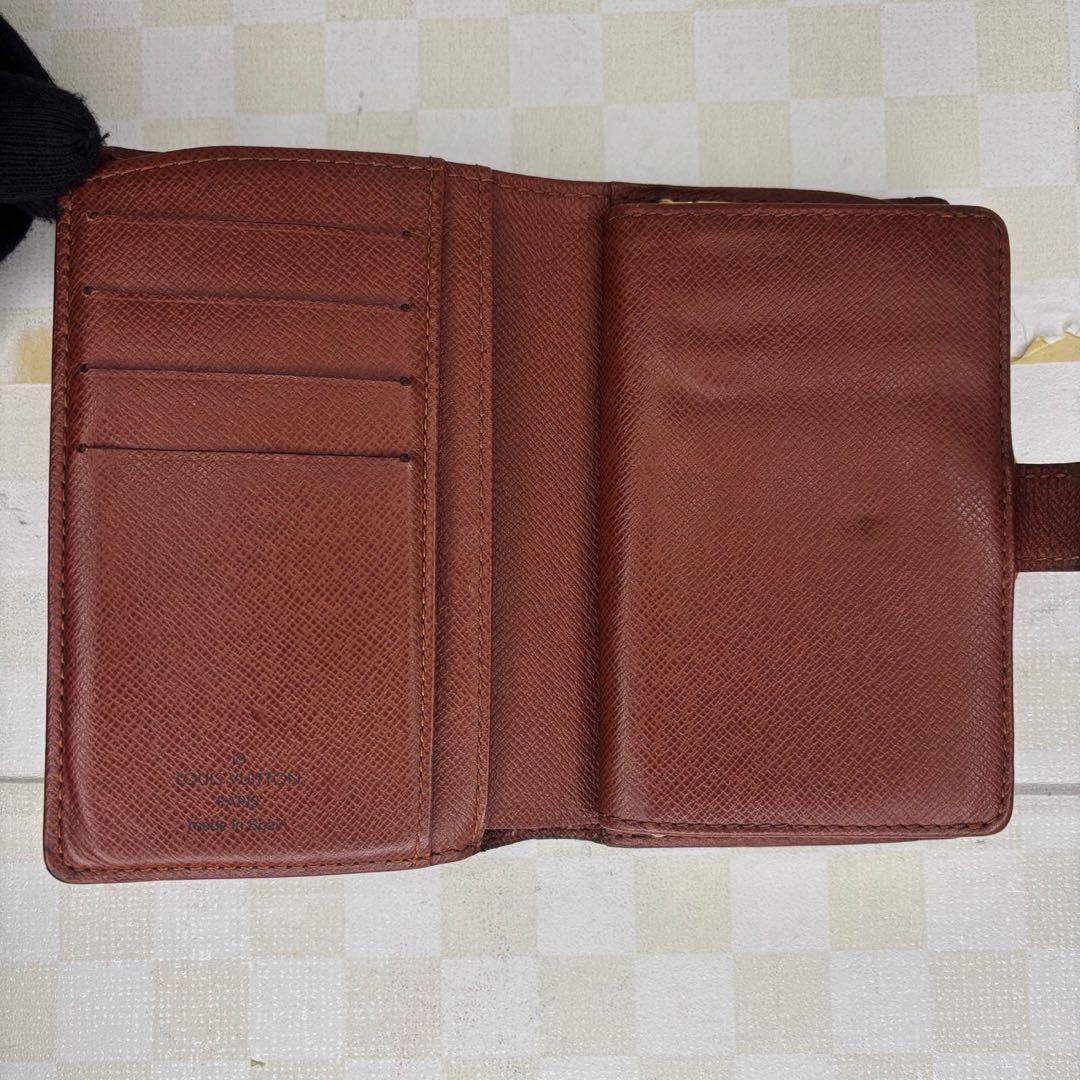 極美品　LOUIS VUITTON ルイヴィトン　財布　二つ折り　がま口　M05
