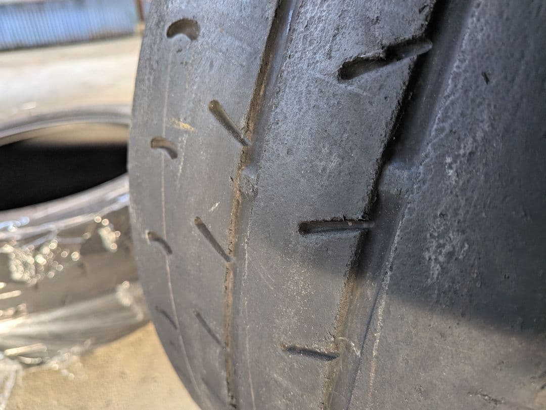 ゆ*き様 YOKOHAMA ADVAN A052 205/55R16