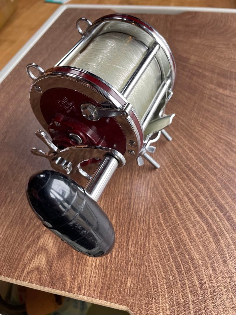 ペン PENN SENATOR 113H 4/ 0 ベイトリール 両軸リール