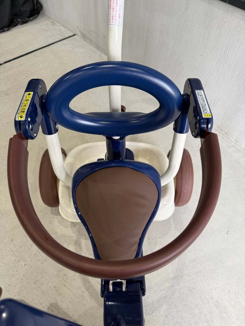 iimo イーモ ハンドル付き三輪車 ブルー 青 愛知県岡崎市内引き取り可能