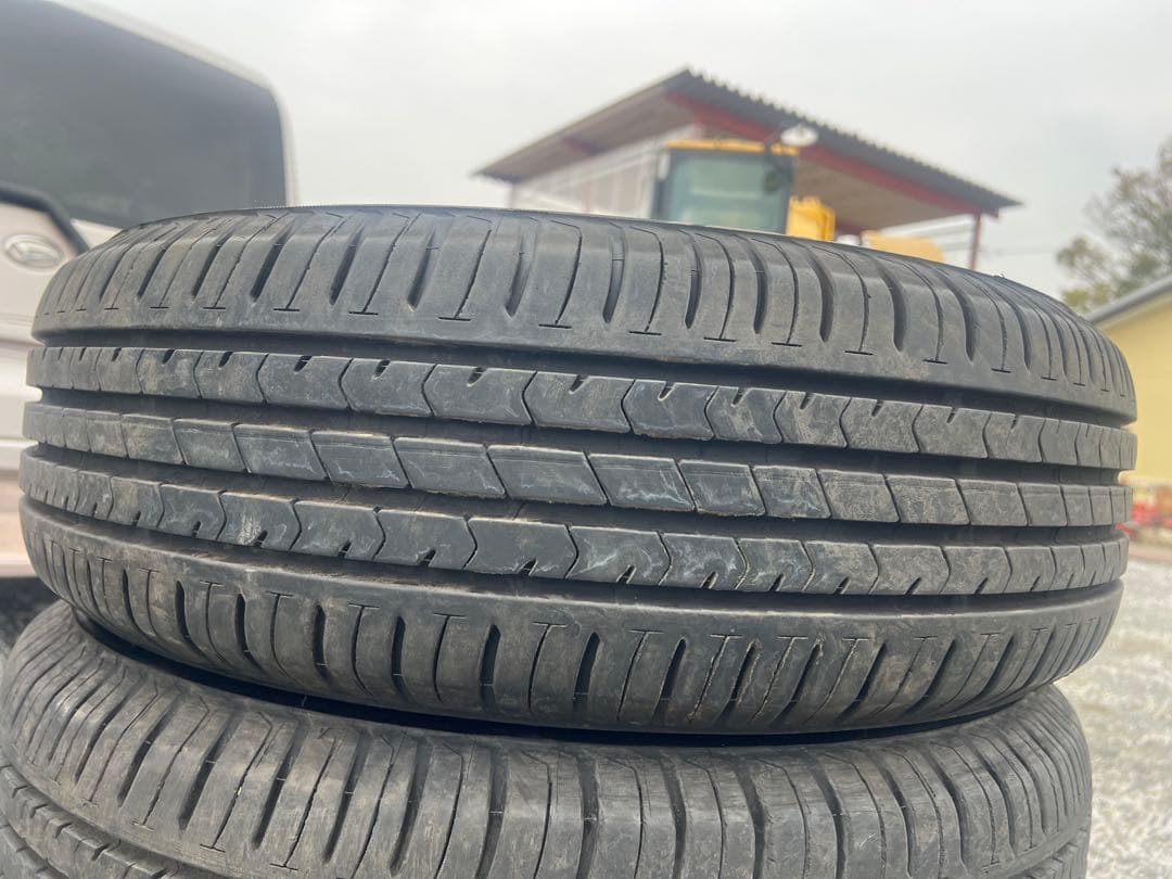ブリヂストン　エコピア　nh100 205/65r16 21年製　バリ山