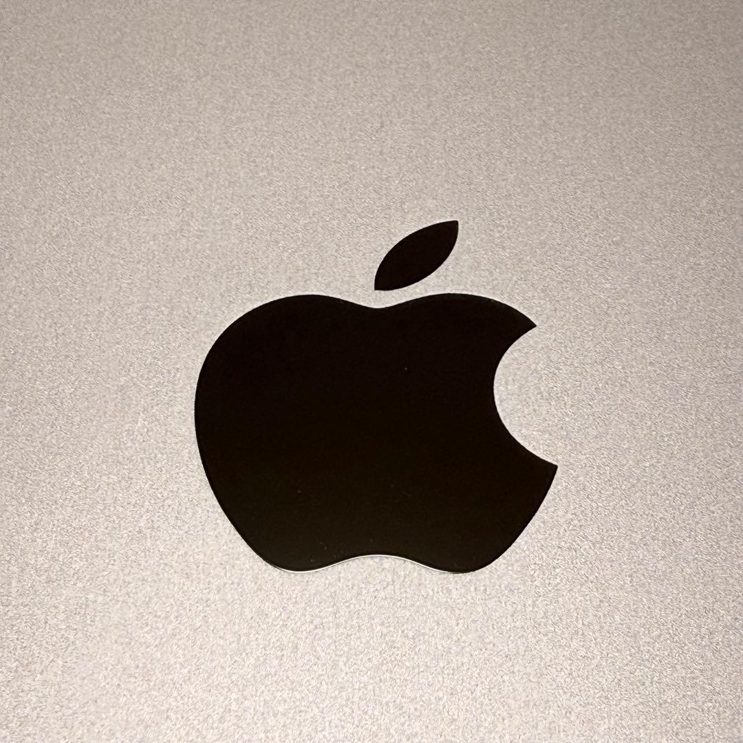 Apple iPad Air 第5世代 セルラーモデル スターライト 64GB