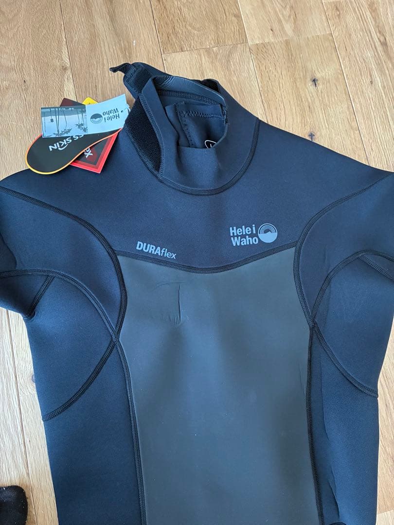 [新品]Helei Waho 3mm フルスーツLサイズ　ウェットスーツ