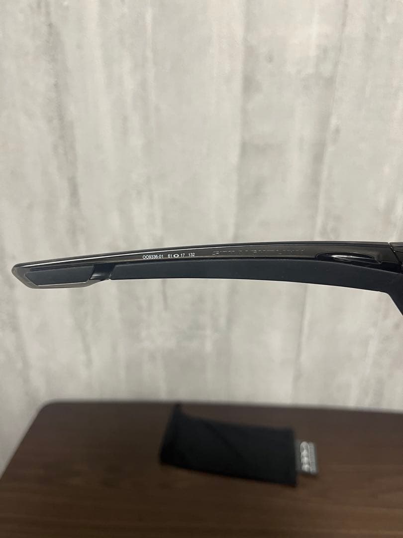 [美品] Oakley ストレートリンク　スモークグレー