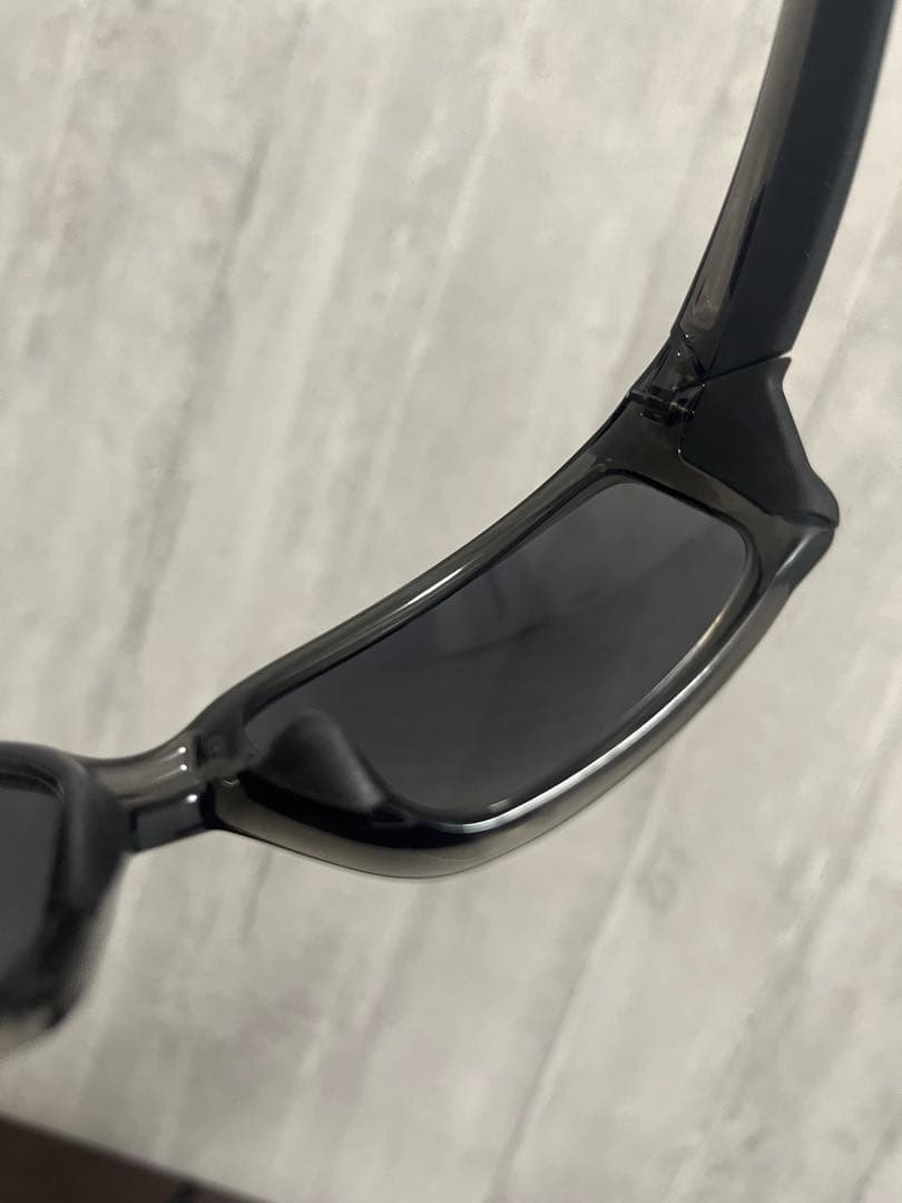 [美品] Oakley ストレートリンク　スモークグレー